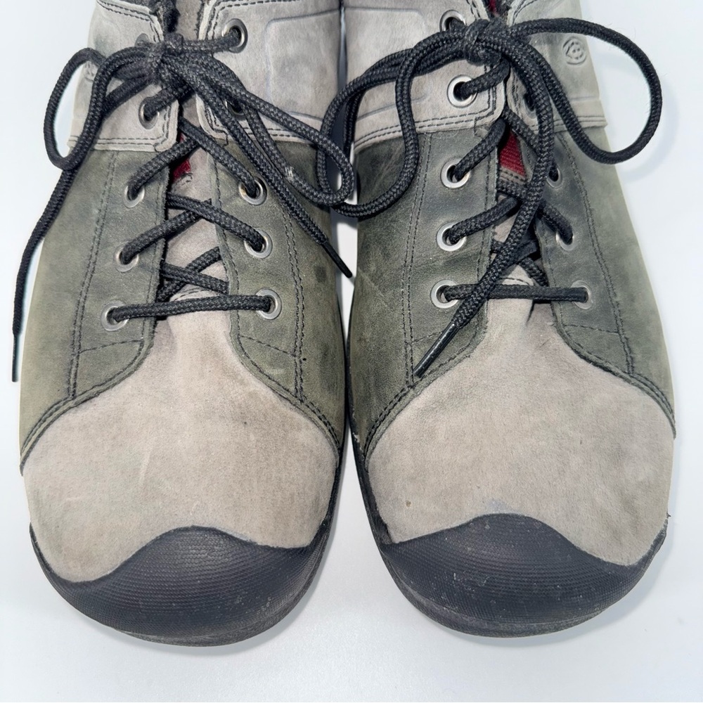 Keen Men's Casual Lace-Up Suede Outdoor Shoes in Gray and Black - Picture 4 of 6